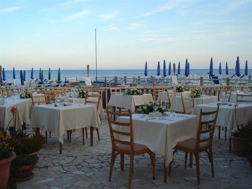 Le Najadi Hotel 3*